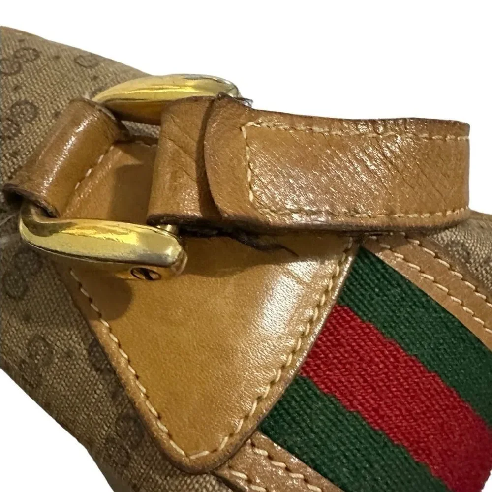 Gucci micro gg